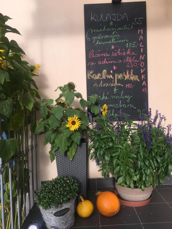 Pension A Restaurace Filip II Marianske Lazne Bagian luar foto