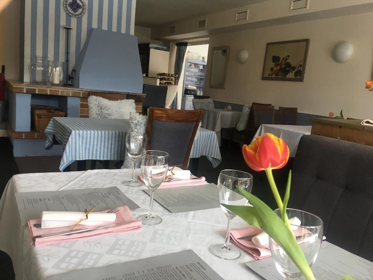 Pension A Restaurace Filip II Marianske Lazne Bagian luar foto